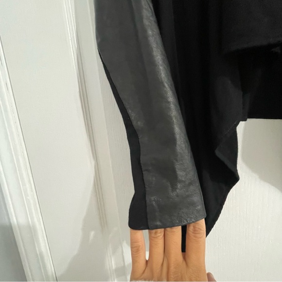 Danier Jacket 3XS - Picture 2 of 5